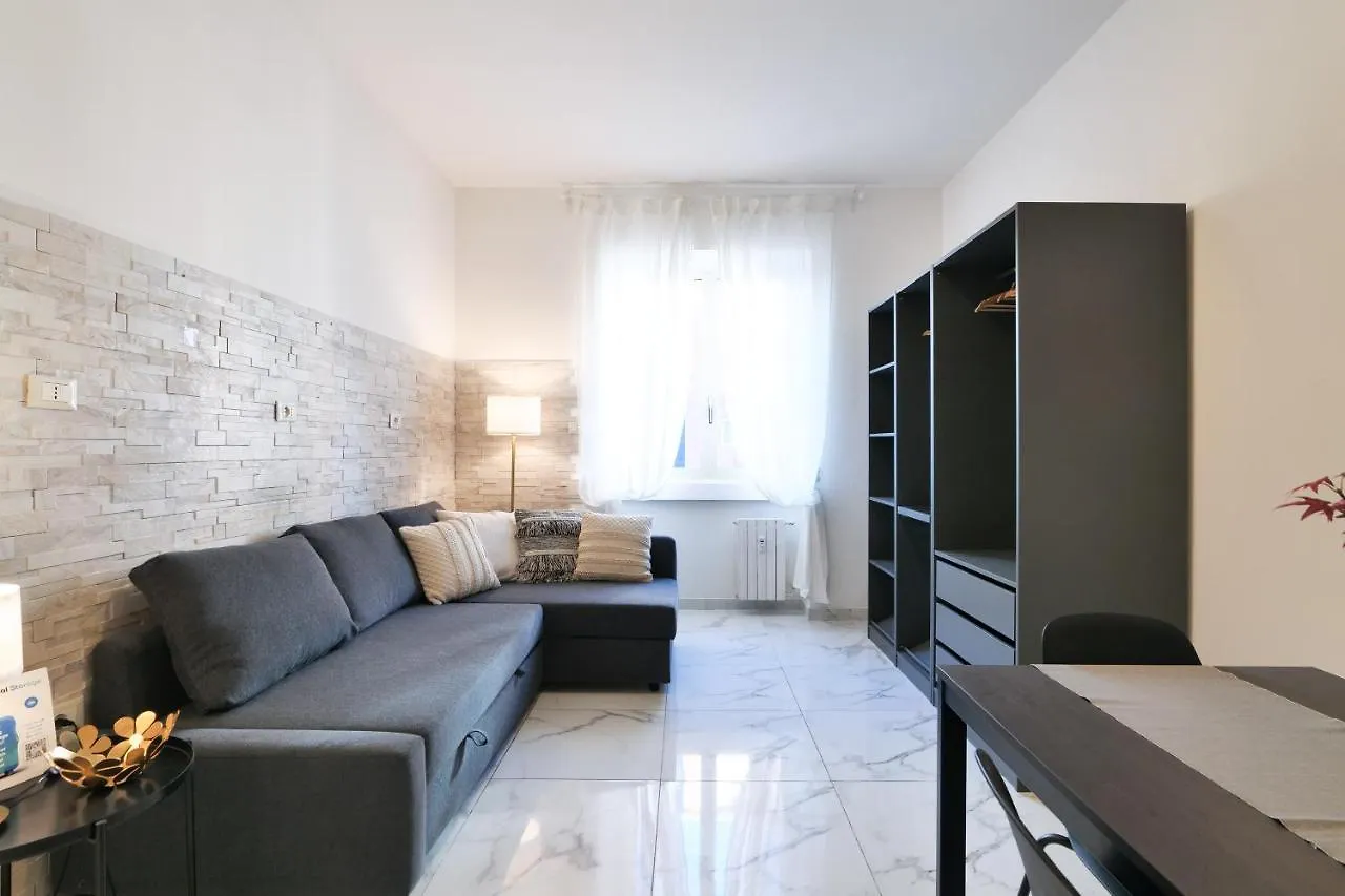 Primopiano - Bari Apartment Milan Italy